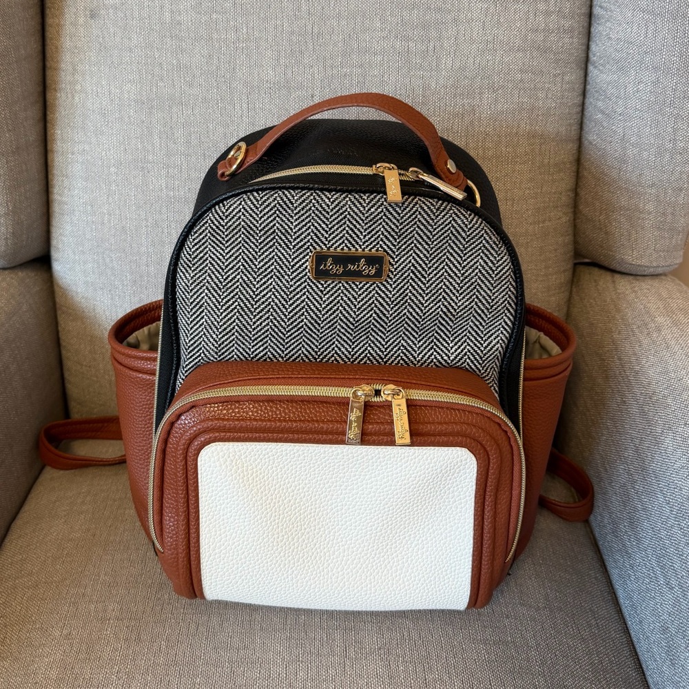 Itzy Ritzy mini diaper backpack